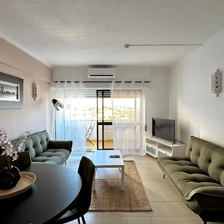 Apartament Sea House - Private With 4 Pools, Jacuzzi & Tennis Court