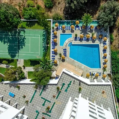 Sea House - Private With 4 Pools, Jacuzzi & Tennis Court Αλμπουφέιρα