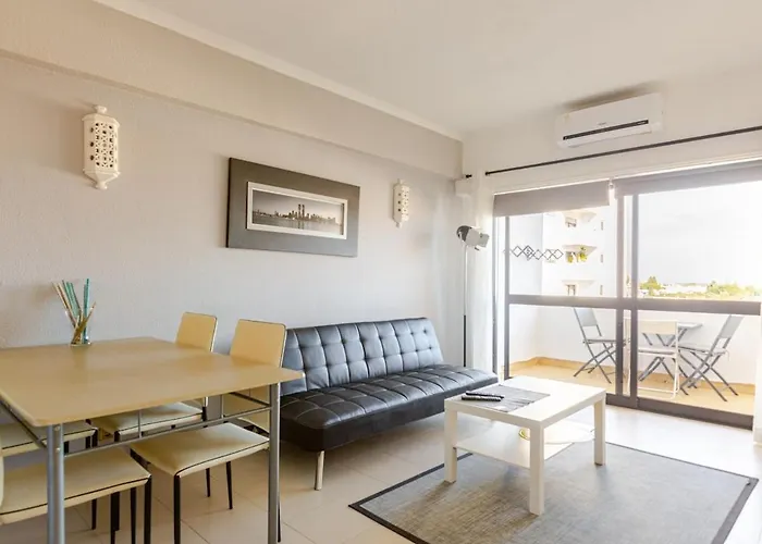 Apartament Sea House - Private With 4 Pools, Jacuzzi & Tennis Court