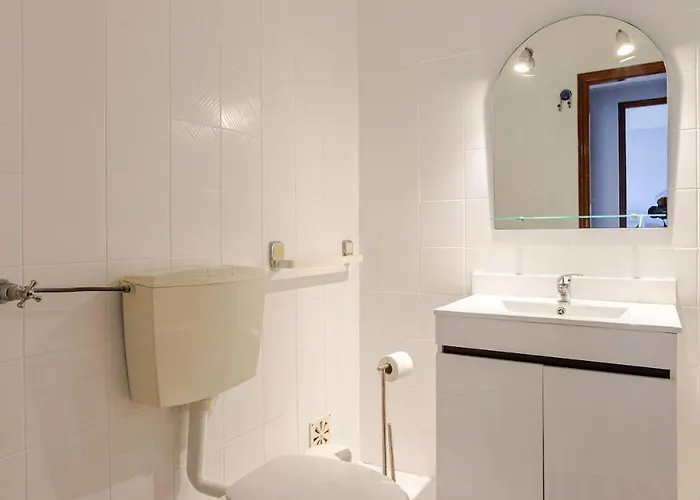 Sea House - Private With 4 Pools, Jacuzzi & Tennis Court